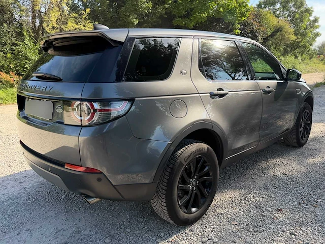 Land rover - 2018 - discovery - discovery - personenauto - afbeelding 39 van  43