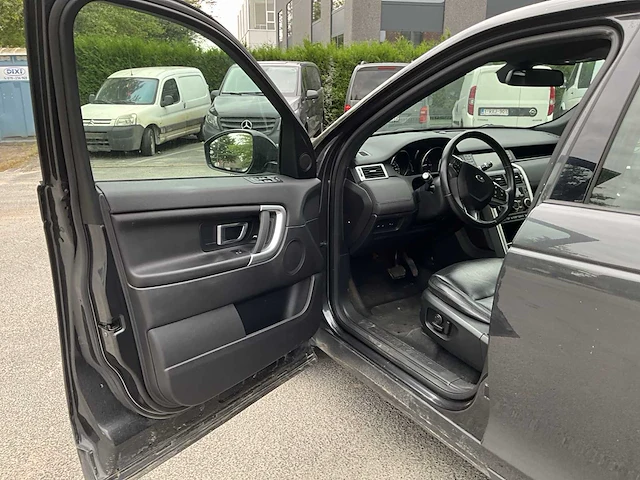 Land rover - 2018 - discovery sport - sport - personenauto - afbeelding 29 van  29