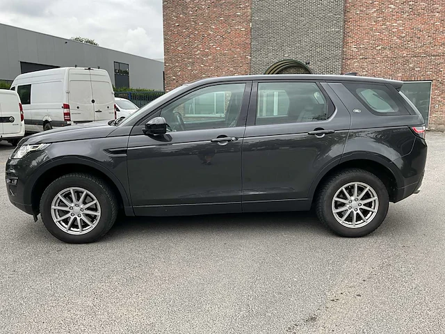 Land rover - 2018 - discovery sport - sport - personenauto - afbeelding 29 van  29