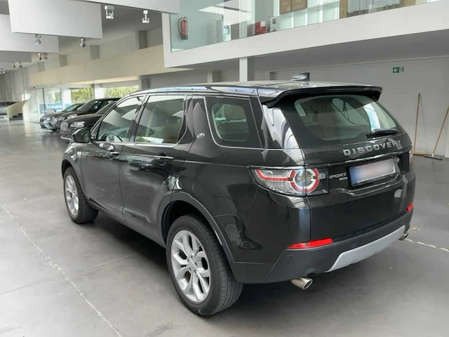 Land rover - 2019 - discovery sport 2.0 td4 hse - td4 hse - personenauto - afbeelding 5 van  7
