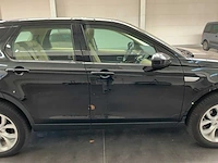 Land rover - 2019 - discovery sport 2.0 td4 hse - td4 hse - personenauto - afbeelding 33 van  34