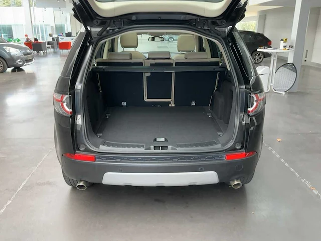 Land rover - 2019 - discovery sport 2.0 td4 hse - td4 hse - personenauto - afbeelding 33 van  53