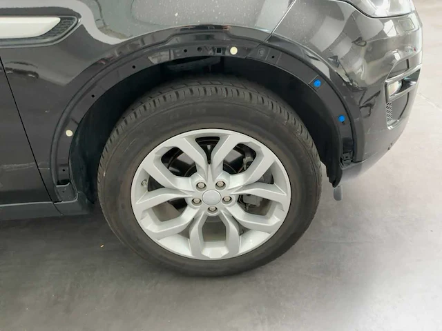 Land rover - 2019 - discovery sport 2.0 td4 hse - td4 hse - personenauto - afbeelding 13 van  34