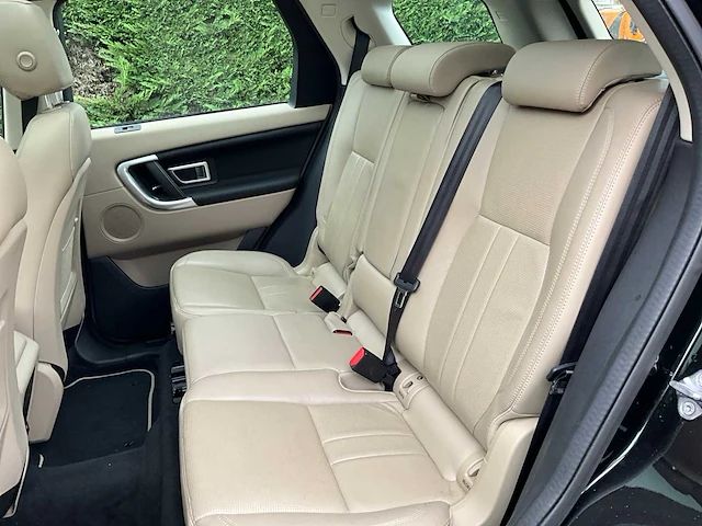 Land rover - 2019 - discovery sport 2.0 td4 hse - td4 hse - personenauto - afbeelding 10 van  43