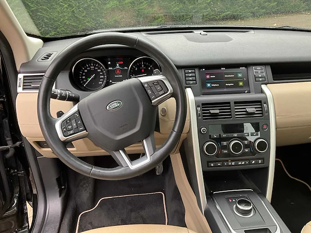 Land rover - 2019 - discovery sport 2.0 td4 hse - td4 hse - personenauto - afbeelding 14 van  43