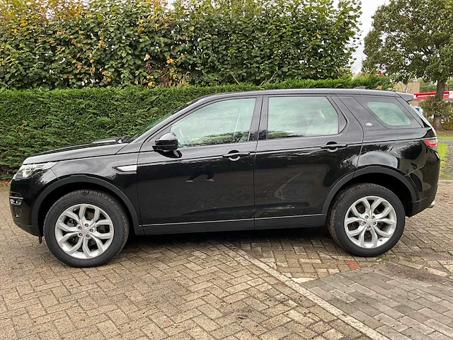 Land rover - 2019 - discovery sport 2.0 td4 hse - td4 hse - personenauto - afbeelding 23 van  43