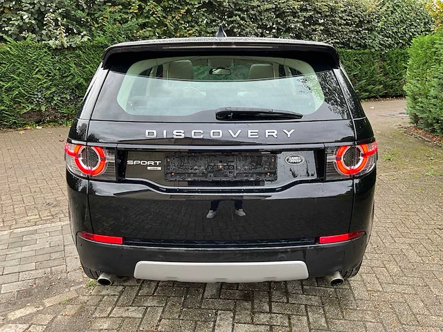 Land rover - 2019 - discovery sport 2.0 td4 hse - td4 hse - personenauto - afbeelding 28 van  43