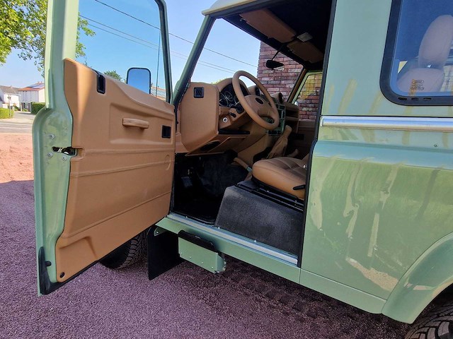 Land rover - reimagined - defender 90 - car - 2012 - afbeelding 25 van  51