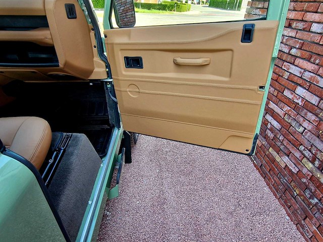 Land rover - reimagined - defender 90 - car - 2012 - afbeelding 29 van  51