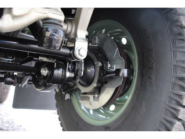 Land rover - reimagined - defender 90 - car - 2012 - afbeelding 29 van  41