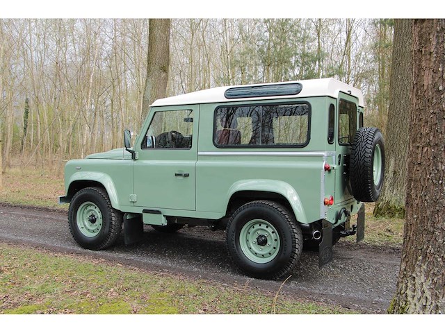 Land rover - reimagined - defender 90 - car - 2012 - afbeelding 1 van  34