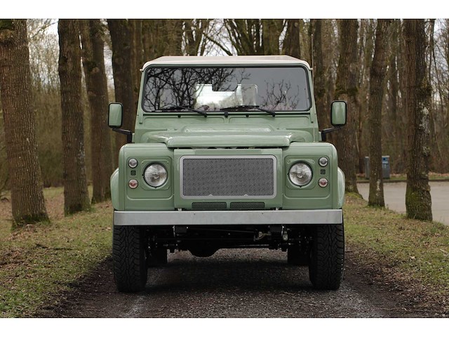 Land rover - reimagined - defender 90 - car - 2012 - afbeelding 10 van  34