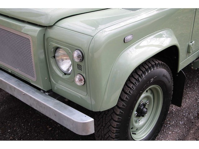 Land rover - reimagined - defender 90 - car - 2012 - afbeelding 27 van  34