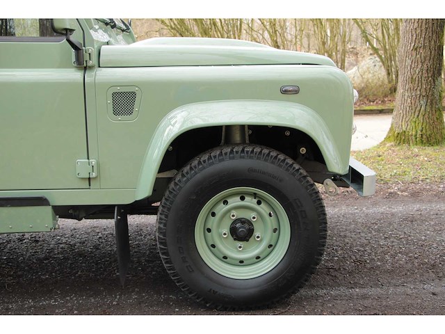 Land rover - reimagined - defender 90 - car - 2012 - afbeelding 34 van  34