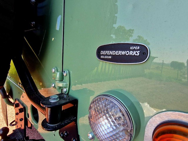 Land rover - reimagined - defender 90 - car - 2012 - afbeelding 44 van  55