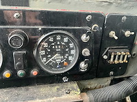 Land rover 4x4 jeep oldtimer - afbeelding 16 van  31