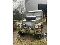 Land rover 4x4 jeep oldtimer - afbeelding 12 van  31