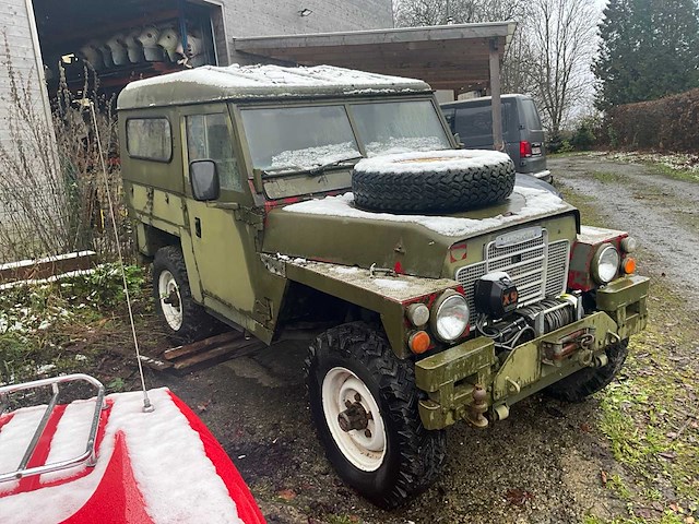 Land rover 4x4 jeep oldtimer - afbeelding 23 van  31