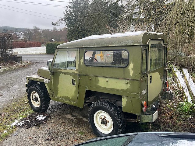 Land rover 4x4 jeep oldtimer - afbeelding 26 van  31