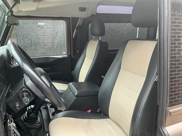 Land rover 90 van lichte vracht - afbeelding 29 van  52