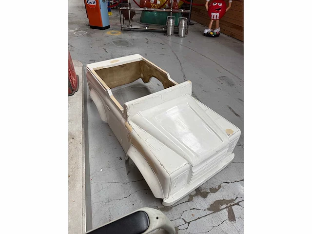 Land rover defender 1/2 schaal polyester carrosserie - afbeelding 2 van  6