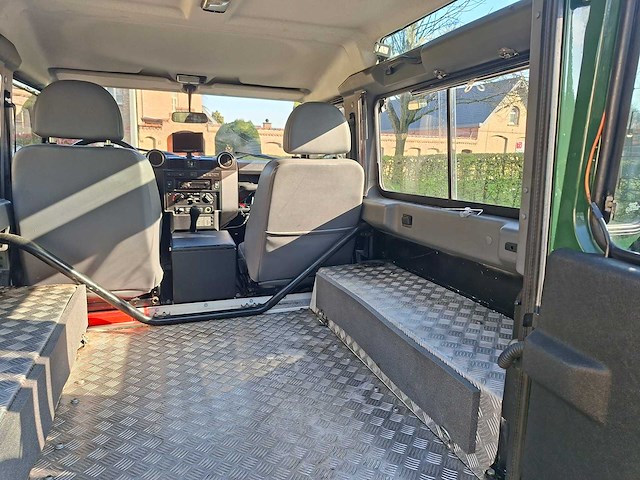 Land rover defender 90 td4 - afbeelding 28 van  58