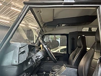 Land rover defender auto - 2,5 td5 4x4 – 122 pk – 2005 – 200,689 km – commercieel - afbeelding 17 van  59