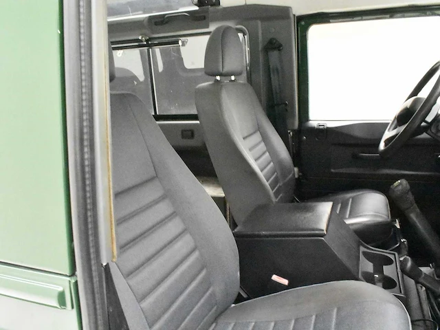 Land rover defender td4 90 - afbeelding 31 van  57