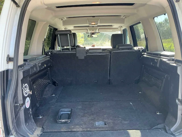 Land-rover discoverey 3.0 tdv6 bedrijfswagen - afbeelding 16 van  51