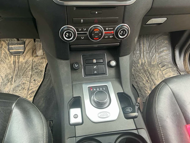 Land rover discovery 4 3.0 tdv6 bedrijfswagen - afbeelding 17 van  36