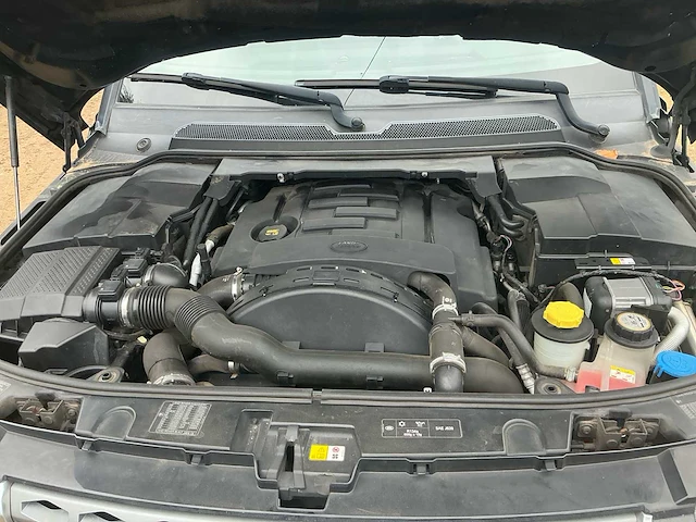Land rover discovery 4 3.0 tdv6 bedrijfswagen - afbeelding 2 van  36