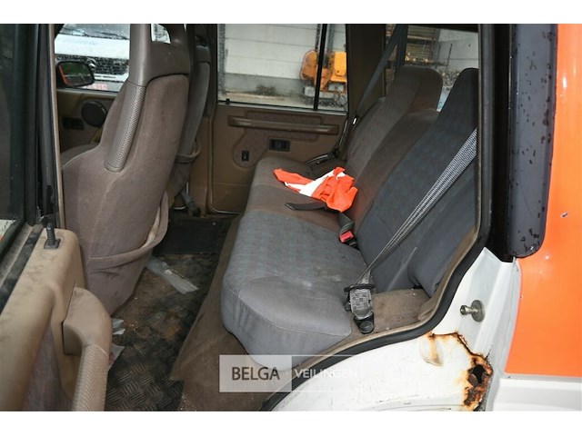 Land rover discovery personenwagen - afbeelding 20 van  22