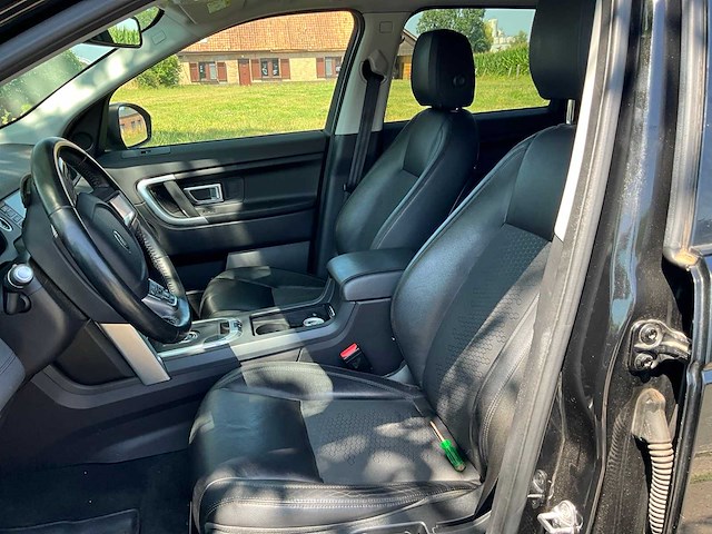 Land rover discovery sport 4x4 awd - 129 227 km - personenauto - afbeelding 4 van  28