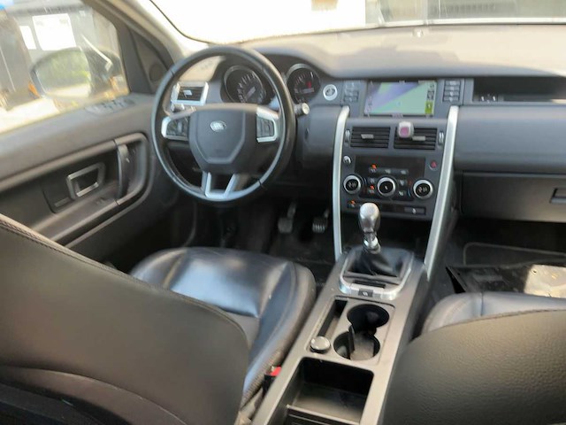 Land rover discovery sport personenauto - afbeelding 5 van  24