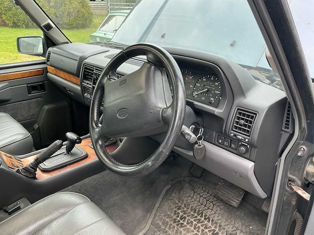 Land rover range rover oldtimer - afbeelding 11 van  28