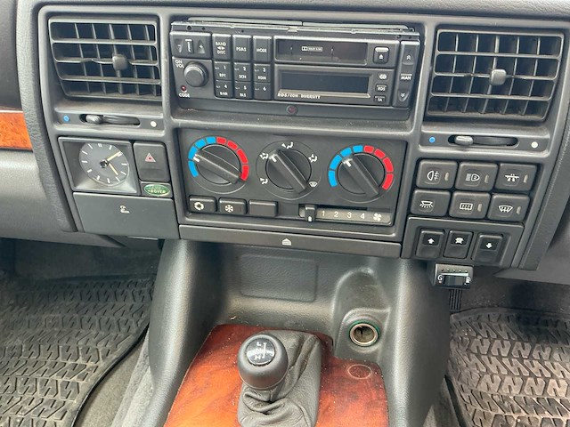 Land rover range rover oldtimer - afbeelding 14 van  28