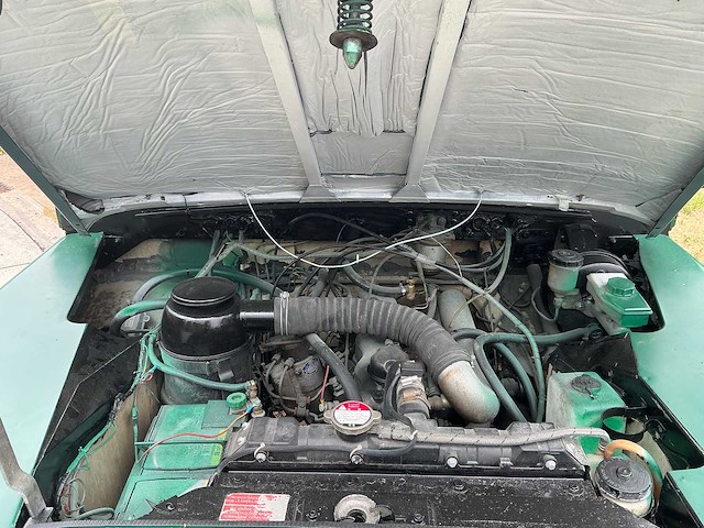 Land rover santana lr88 oldtimer - afbeelding 9 van  16