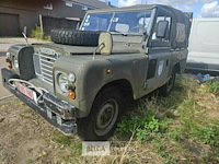 Land rover series 3
