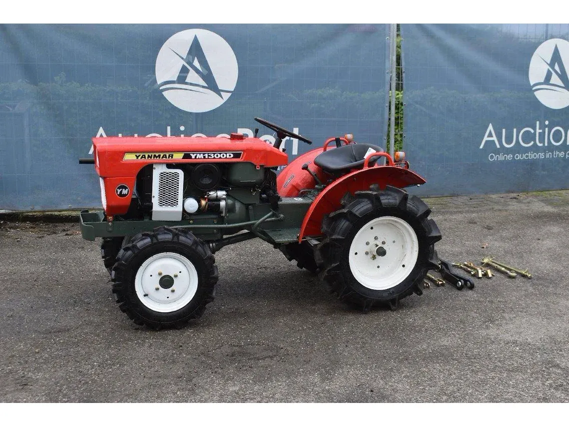 Landbouw - tractoren - minitractoren - aanbouwdelen