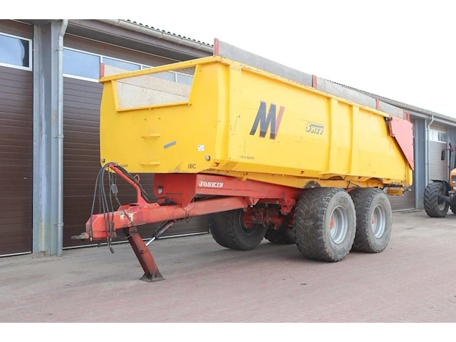 Landbouwaanhanger joskin - afbeelding 1 van  1