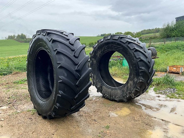 Landbouwbanden continental 650/65 r38 (2x) - afbeelding 1 van  12