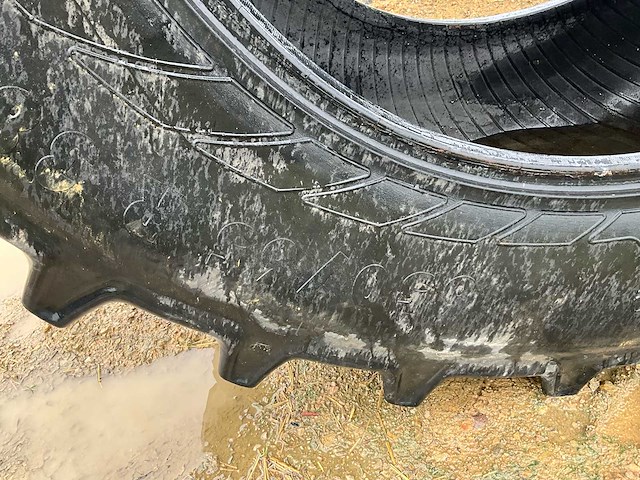 Landbouwbanden continental 650/65 r38 (2x) - afbeelding 9 van  12