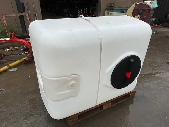 Landbouwspuittank – 1.000 l landbouwdiversen - afbeelding 6 van  6
