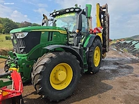Landbouwtractor john deere e18 6r 250