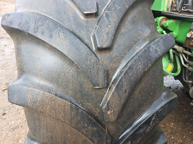 Landbouwtractor john deere e18 6r 250 - afbeelding 20 van  38