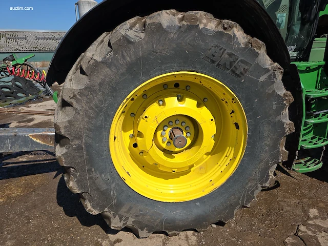 Landbouwtractor john deere e18 6r215 - afbeelding 24 van  37