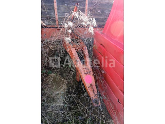 Landbouwtrailer merk en model onleesbaar - afbeelding 1 van  9