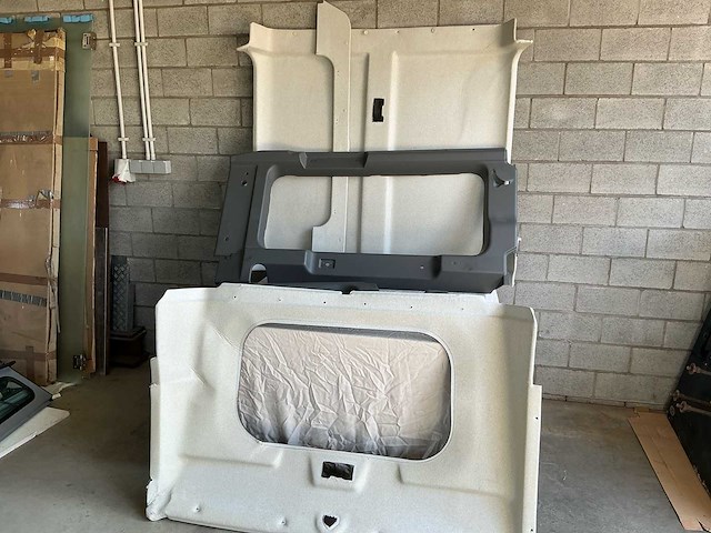 Landrover defender 90 carrosserie - afbeelding 1 van  6