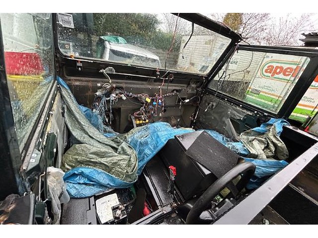 Landrover defender - afbeelding 3 van  8