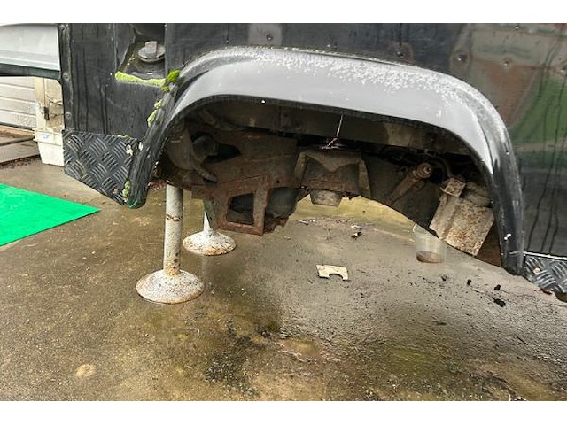 Landrover defender - afbeelding 8 van  8